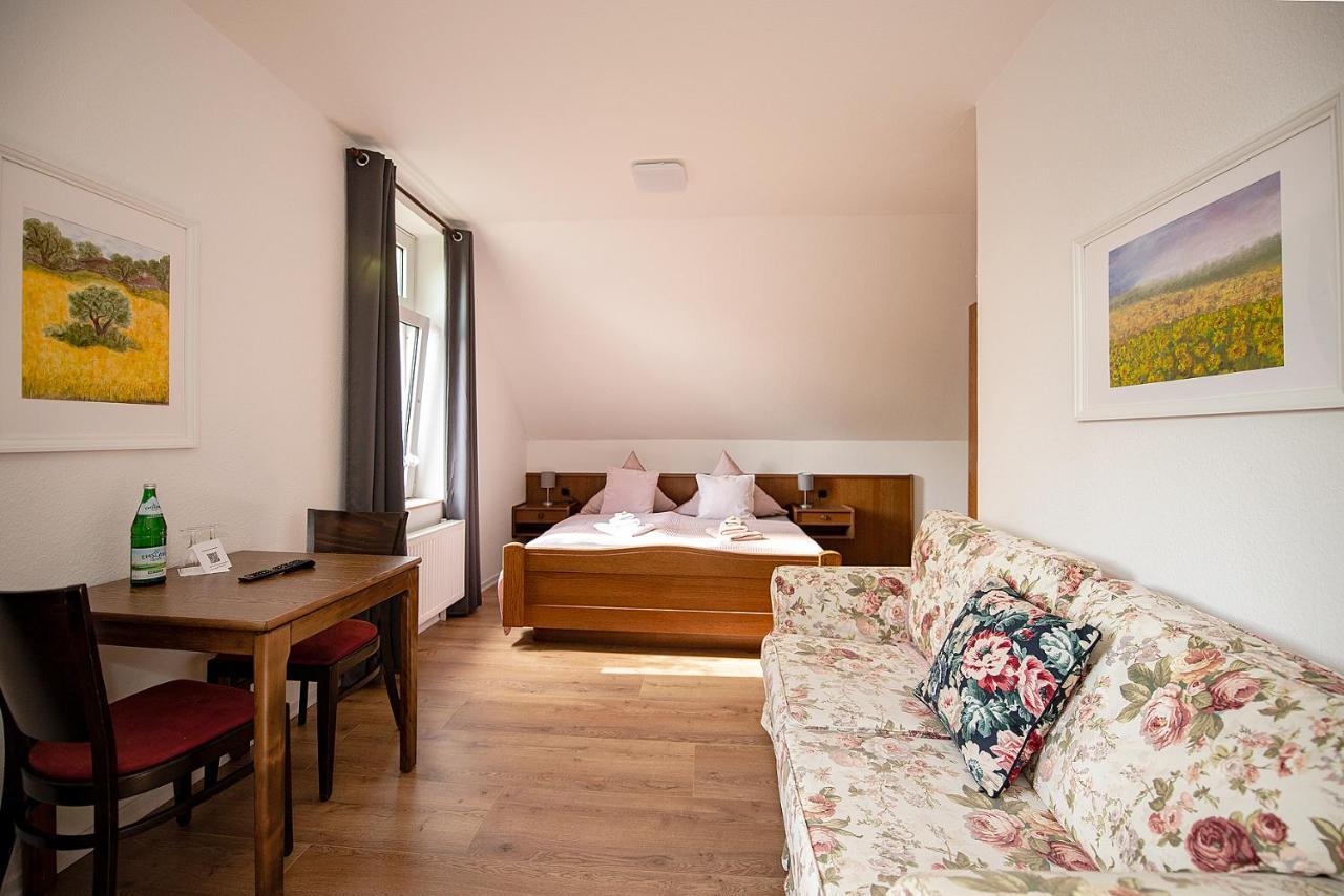 Rehlinger Hof Otel Rehlingen Dış mekan fotoğraf